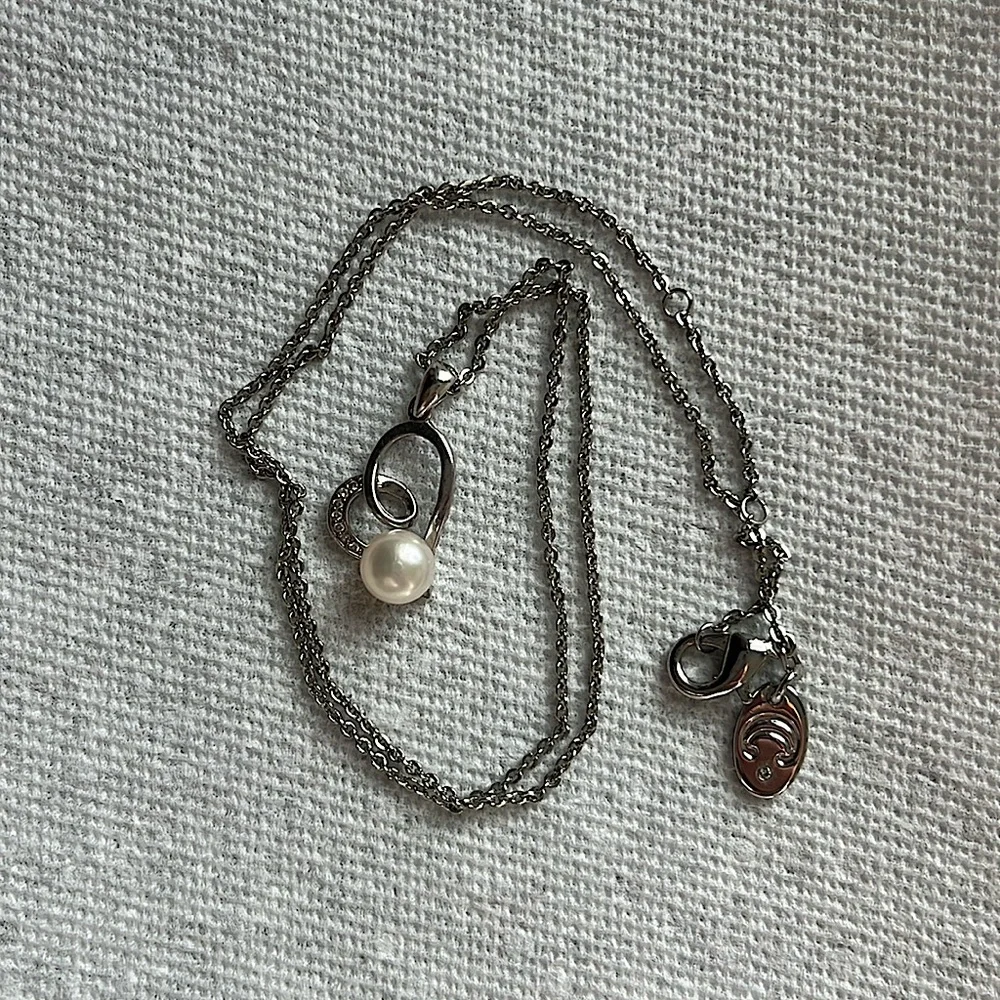 Sterling Silver Freshwater Cultured Pearl and White Topaz Heart Necklace - Picture 2 of 5
